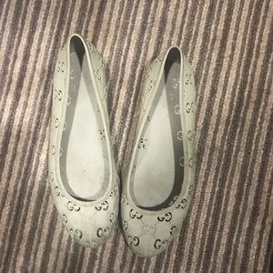 Gucci rubber flats